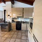 Casa Lucia-villa Manin